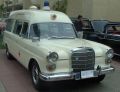 W110_230_Krankenwagen_01.jpg